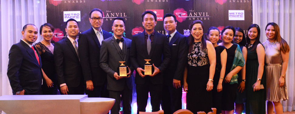 Manila Water Chief Operating Officer Ferdinand M. Dela Cruz (4th from Left), Laguna Water General Manager Melvin John M. Tan (3rd from Left), Laguna Water Regulatory and External Affairs Head Mark F. Mesina (7th from Right), Pakil Mayor Vince Soriano (6th from Left), and the members of the Laguna Water Management Team are present to accept the Anvil Awards for Laguna Water.